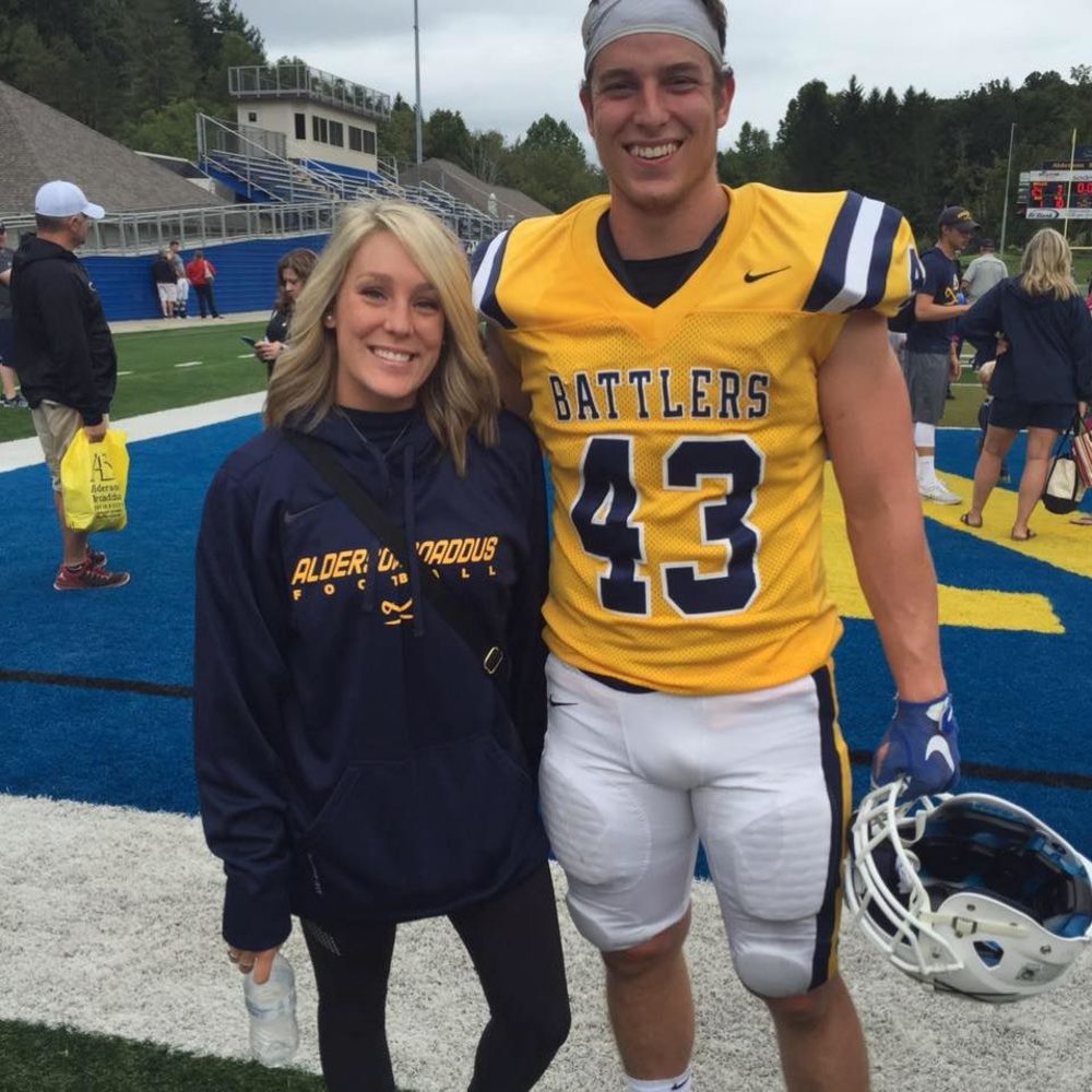 Meet your Posher, Quade